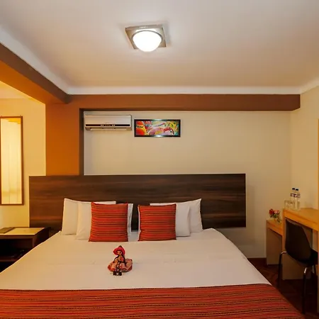 Hotel Principe III Cuzco Esterno foto